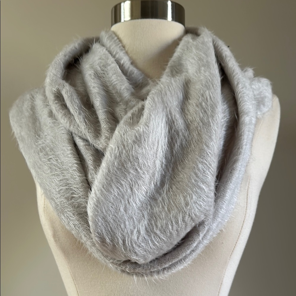 Chunky Gray Infinity Scarf in Soft Knit Fabric